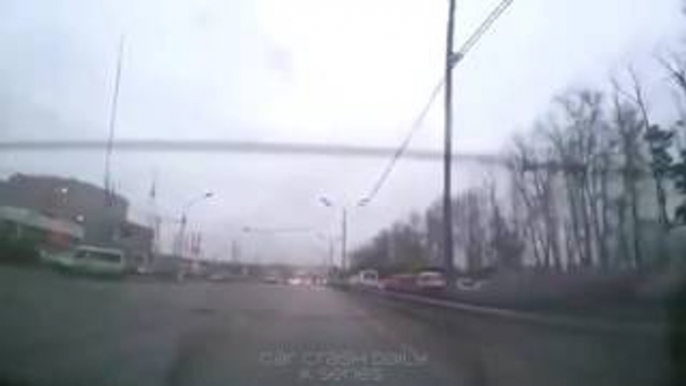 Stupid Russian Drivers & car crash compilation- August A168