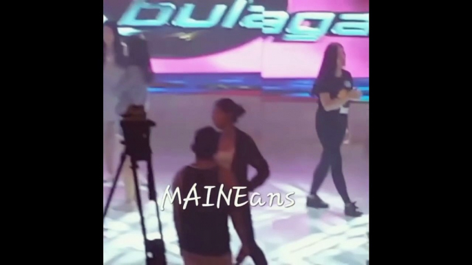 OFF-CAM SWEETNESS MOMENT OF ALDUB MAINE MENDOZA MASSAGES ALDEN RICHARDS' ABS