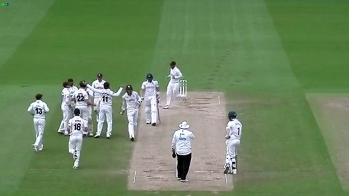 Zafar Ansari magical bowling in County game