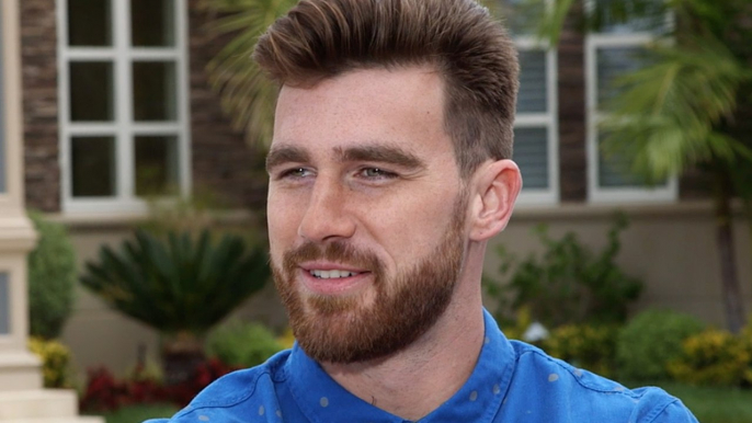 Chiefs' Travis Kelce Describes His Perfect Woman & Talks "Catching Kelce" Show