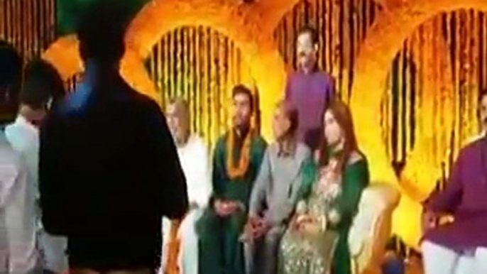 Exclusive Mehndi Video of Muhammad Aamir adn Narjis !