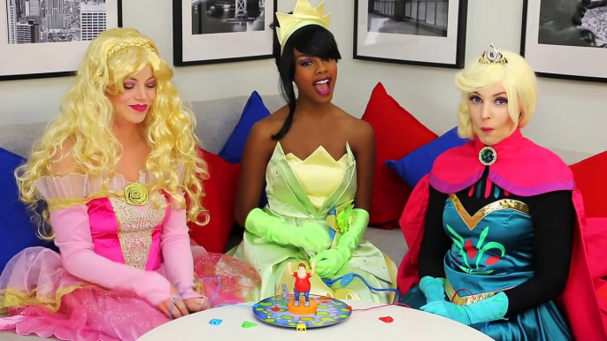 Elsa vs Tiana vs Aurora Who Tooted Game Challenge. DisneyToysFan.