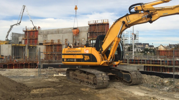 Centre aquatique : visite du chantier