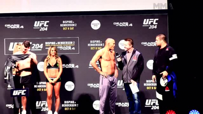 Michael Bisping and Dan Henderson face off for fans at the UFC 204 ceremonial weigh-ins