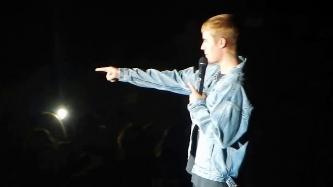 Justin Bieber - Life Is Worth Living(LIVE Purpose World Tour @Belgium, Oct 06)