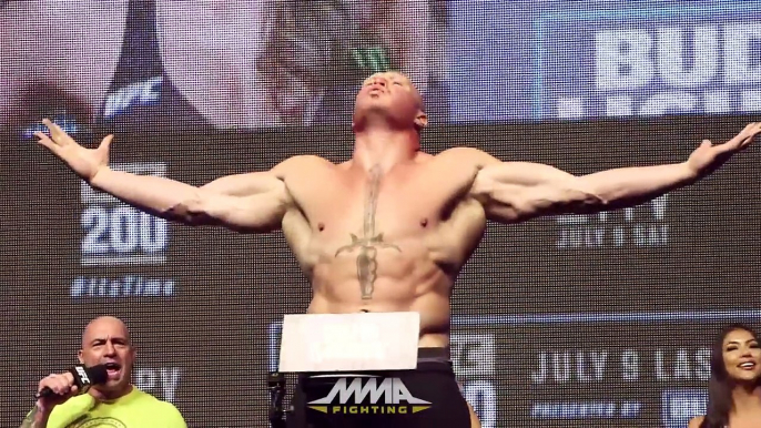 UFC 200 Weigh-Ins: Brock Lesnar vs. Mark Hunt Staredown