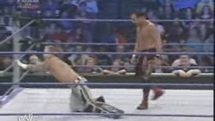 WWe SmackDown 17/08/07 Chavo Guerrero Vs Shannon Moore