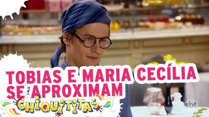 Tobias e Maria Cecília se aproximam