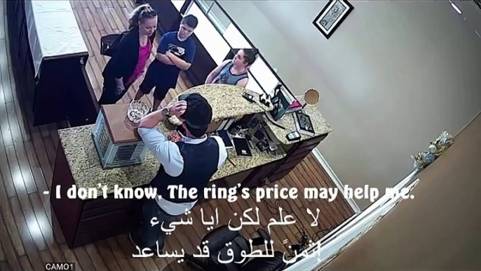 What This II Arabic Guy Did With An American Lady Inside A Store II Who Came To Sell Her Gold Chains - Will Surprise You