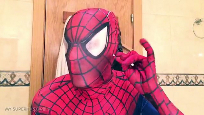 Spiderman BathTime in Real Life - Prank Fun Spider-man - My Superheroes IRL