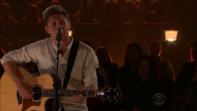 Niall Horan - This Town (LIVE Performance)