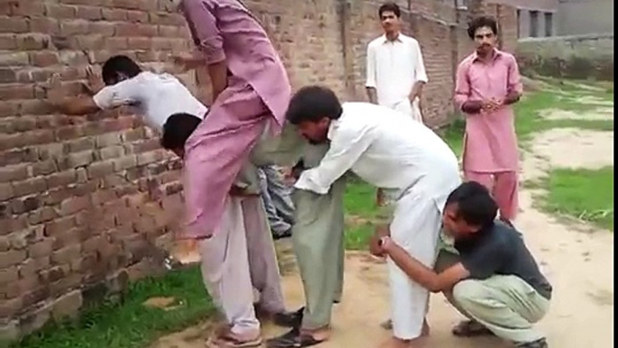 umar pakistan funny clips