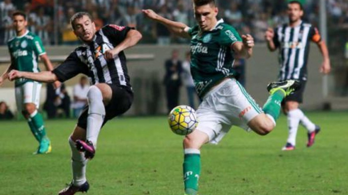 Palmeiras segura empate com o Galo no Horto e fica mais perto do título