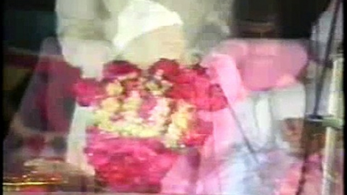 HIS HOLINESS Hazarat RIAZ AHMAD GOHAR SHAHI addressing Rohani Conf fsd  part 3