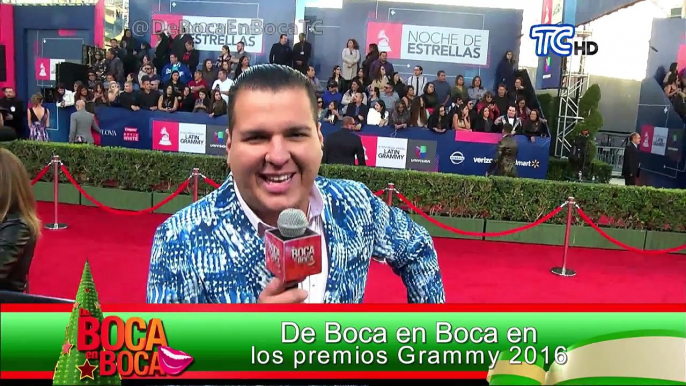 Mirella Cesa cantante ecuatoriana presente en la Alfombra Roja de los Latin Grammy