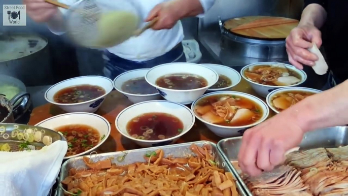 15.Japan Street Food Ramen - Japanese Ramen Restaurant at Tsukiji Market