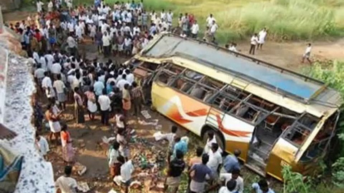 Bus Accidents In India, Funny Accidents In India