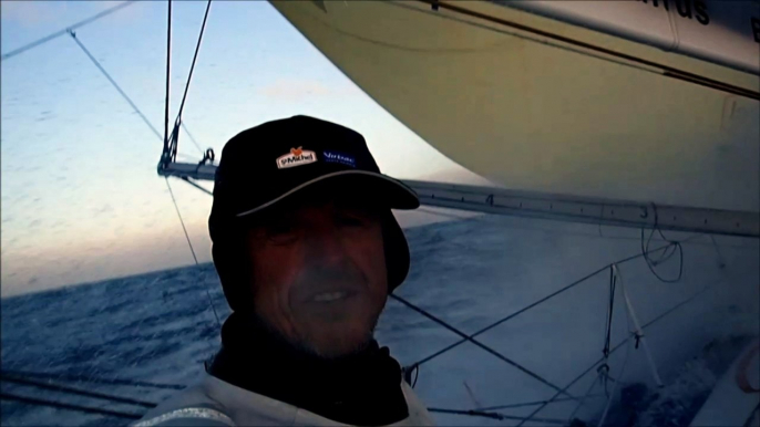 J28 : Jean-Pierre Dick positive après sa faute dans la ZEA / Vendée Globe