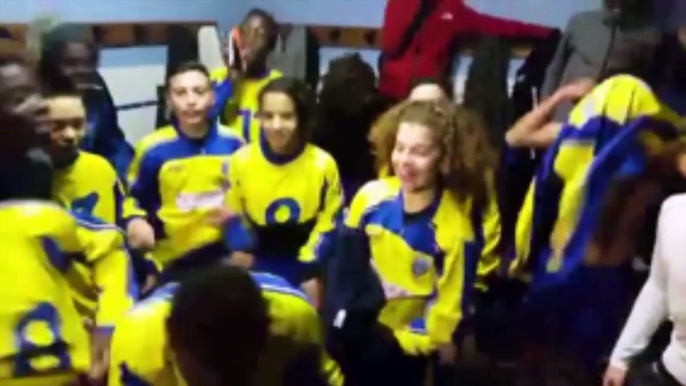 La célébration géniale des U14 de l'ESSG après une victoire face au PSG