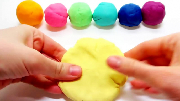 Play Doh Videos for Children Mickey Mouse & Minnie Mouse Cookie Maker! Disney Food | Learn Colors