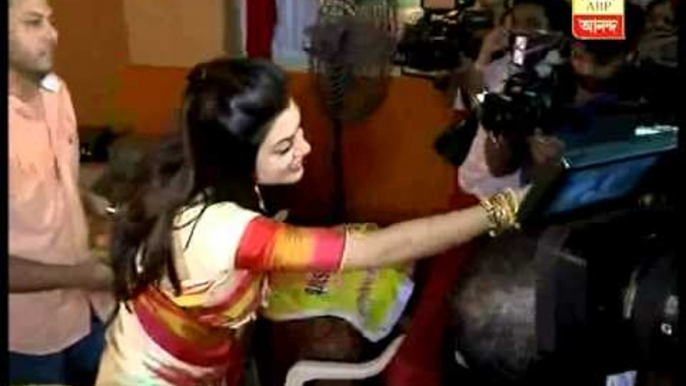 Sushmita Sen enjoying in Durga Puja