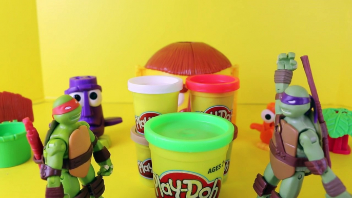 Play Doh Pizza with Teenage Mutant Ninja Turtles Michelangelo and Donatello Eating the TMNT Food