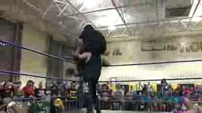 The Biggest Reverse Rana In The World -Absolute Intense Wrestling