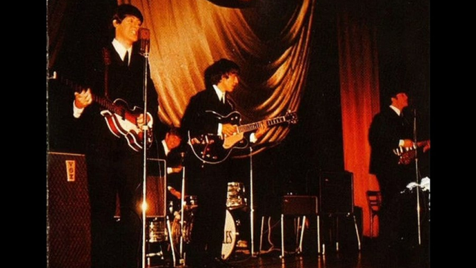 Beatles - bootleg Paris, Palais des Sports, 06-20-1965 early show