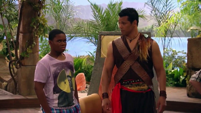 Pair Of Kings  S01 E13 Tone Deaf Jam