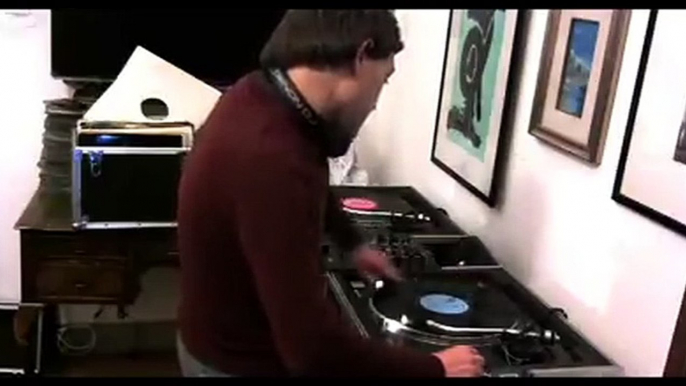 BEHRINGER NOX101 e Technics SL1210 MK2 disco dance anni 70-80 mixata con dischi di vinile Gianni Cenerino DJ