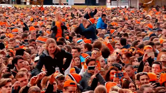 Alan Walker Faded - Koningsdag 2016 - Armin Van Buuren & Tiesto Remix (Lyrics Cover)