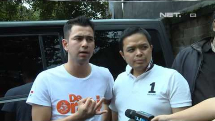 Entertainment News - Raffi Ahmad mengunjungi korban Banjir Jakarta