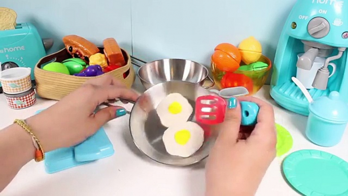 Deluxe Slice and Play Food Set Play Doh Fried Eggs Cooking Set Toy Kitchen Cutting Fruits Toy Food