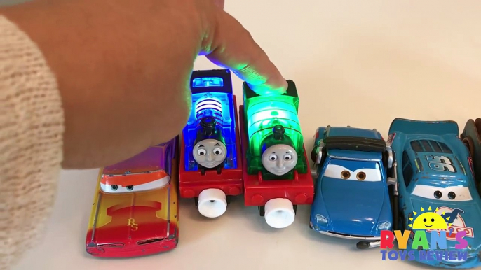 Disney Pixar Cars Toys Lightning McQueen Transformers Playset eats cars ! Egg surprise toy for kids-YI4QfmrTEDE