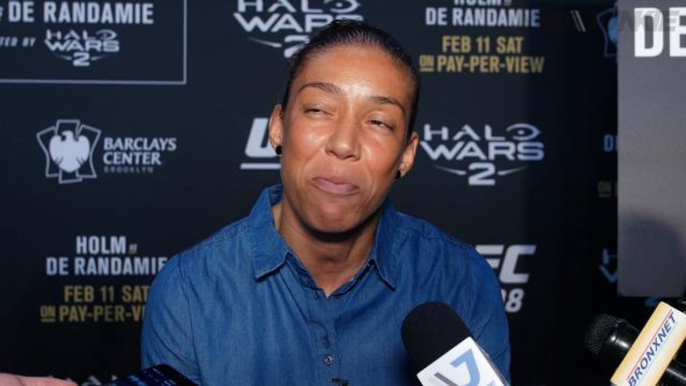 Germaine de Randamie sees dream come true at UFC 208