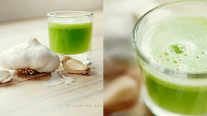 How to Make and Drink Raw Garlic Juice to Improve Your Health Naturally