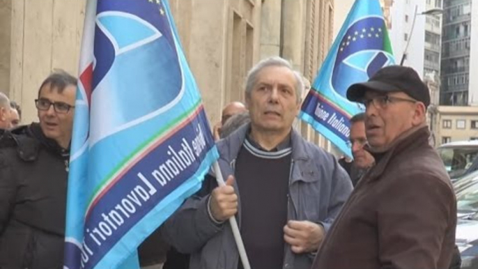 Napoli - Sapna, guardie giurate protestano contro rischio licenziamento (28.02.17)
