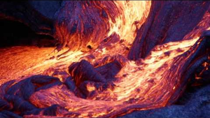 Spectacular Footage Shows Molten Lava Falling During Blue Hour at Kilauea Volcano