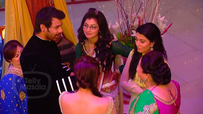 OMG! Pragya PREGNANT, Abhi SHOCKED _ Kumkum Bhagya