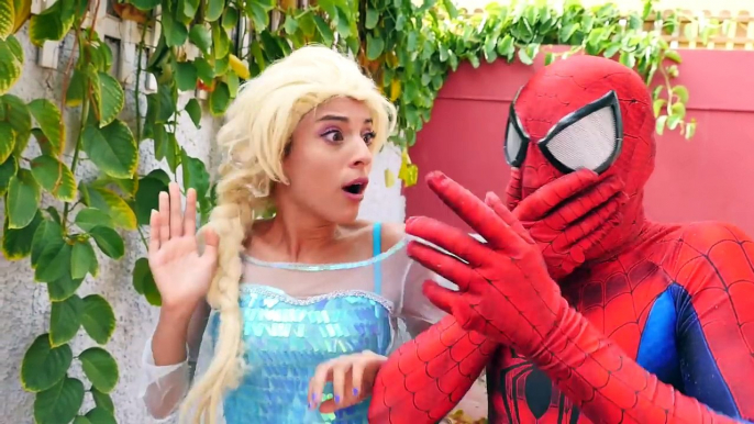 Rapunzel Frozen Elsa Loses her Hair & Becomes Bald w/ Spiderman & Superman Vs Maleficent!