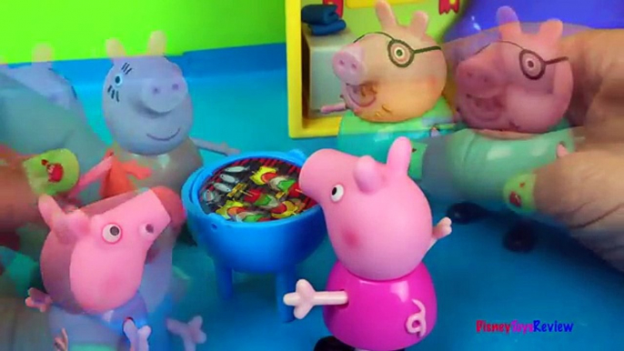 Peppa Pig and George stay up late play and have fun at Casa De Peppa Disney Junior Sofia t