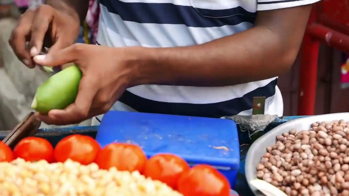 The wonderful skill of Indian hawkers