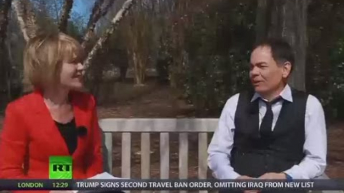 Keiser Report: Big Money in Space Junk (E1041)