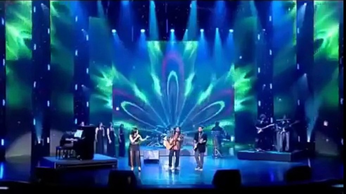 Pritam Performing Live With Arijit Singh, Aditi Singh Sharma & Benny Dayal _ IIFA Rocks