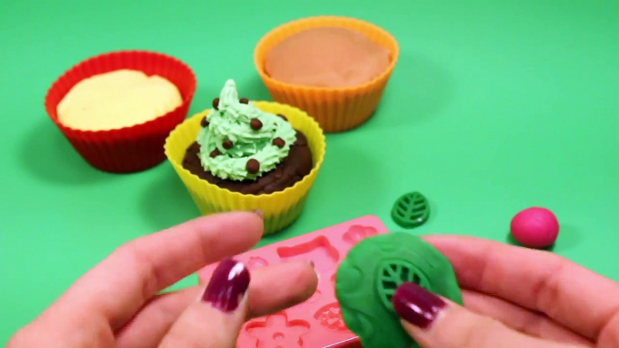 Play Doh Cupcakes How to make Cupcakes Playdough Cupcakes Playdoh Muffin