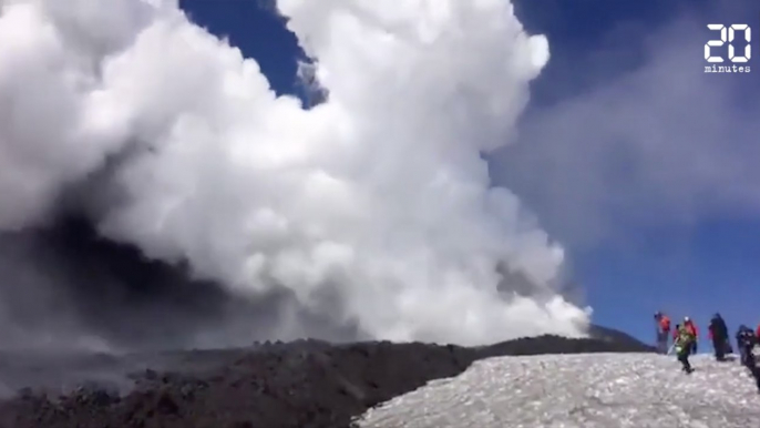 Une dizaine de blessés après une explosion spectaculaire de l'Etna