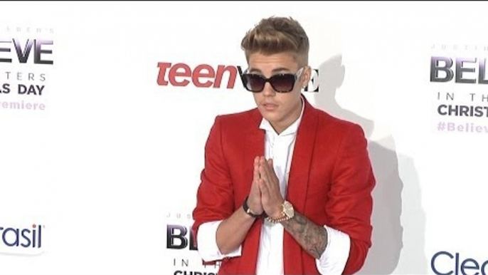 Justin Bieber Causing a Commotion at Justin Bieber's "Believe" World Premiere Arrivals