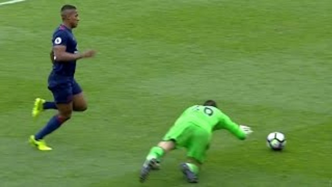 Top 20 Funny Worst Goalkeeper Mistakes  HD