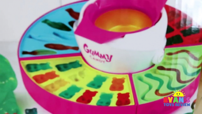 GIANT GUMMY CANDY MAKER! DIY Gummies worm! Kids Gummi Candy Fun Review Kids