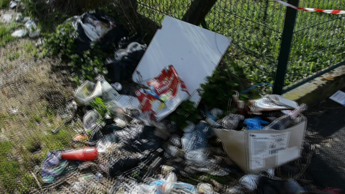 Une décheterie à ciel ouvert pollue La Croisette, à Charleville